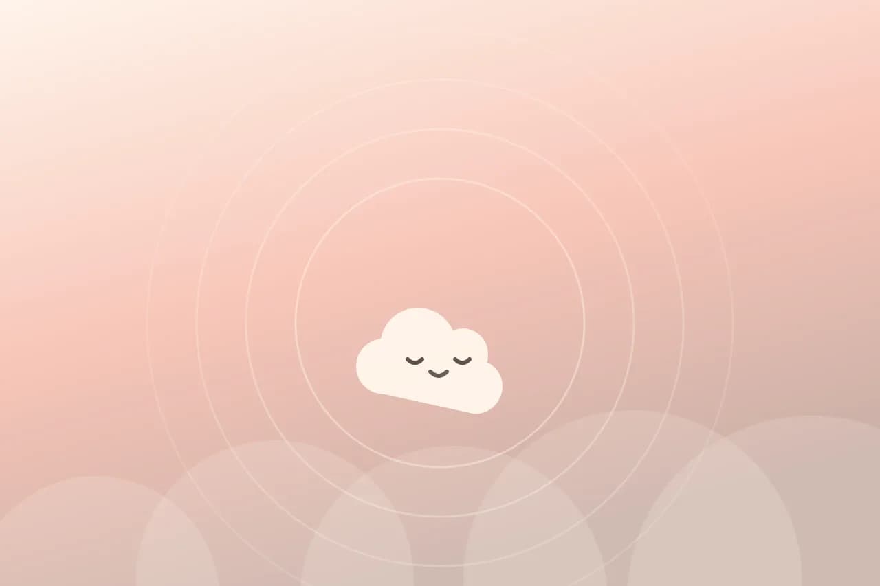 Illustratie van een mochi-wolkje omringd door zachte concentrische cirkels in perzik en crème